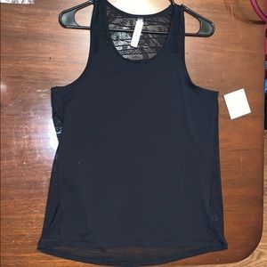 **NWT** VS SPORT MESH TANK TOP